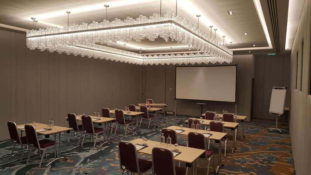 Tangla Hotel Brussels Kraainem Facilidades foto Meeting room